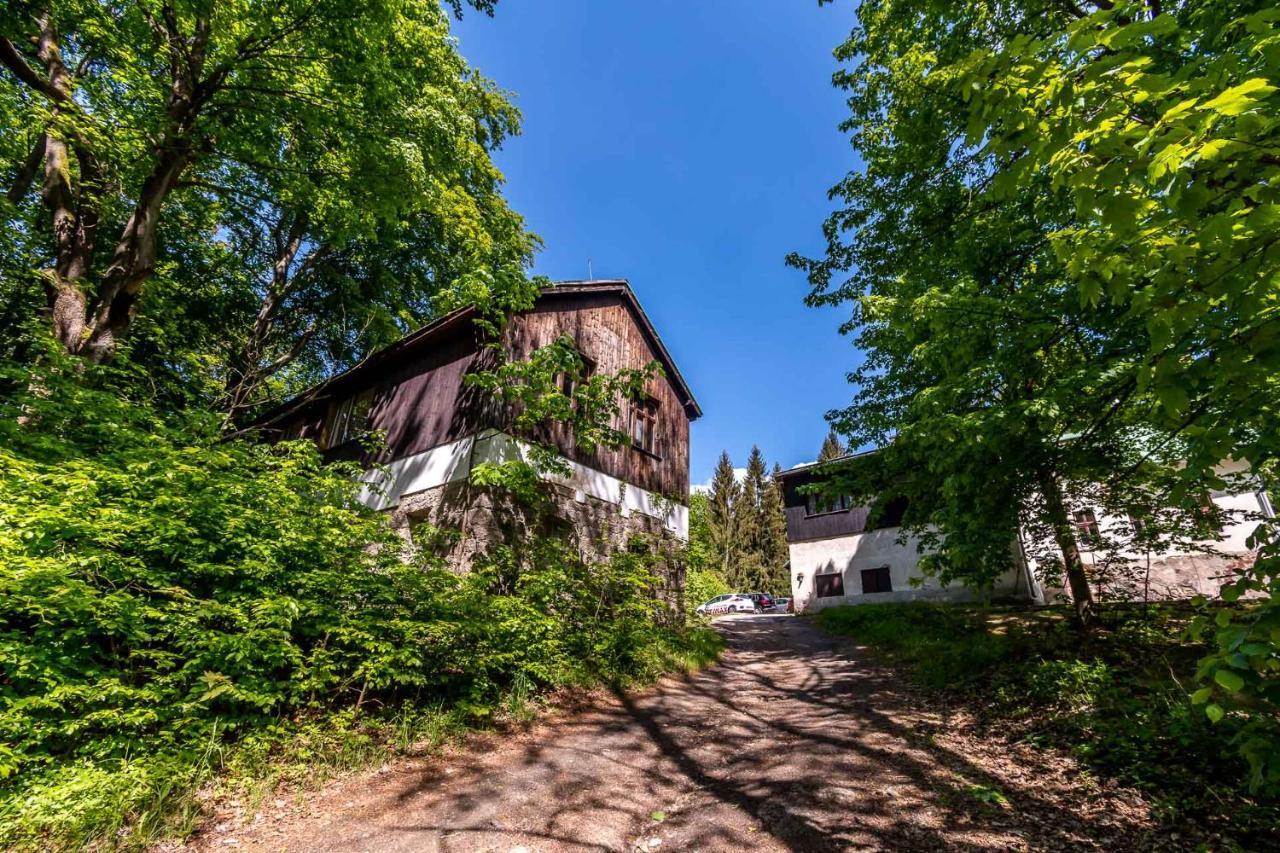 Chata Barbora Hotel Lucany nad Nisou Exterior photo