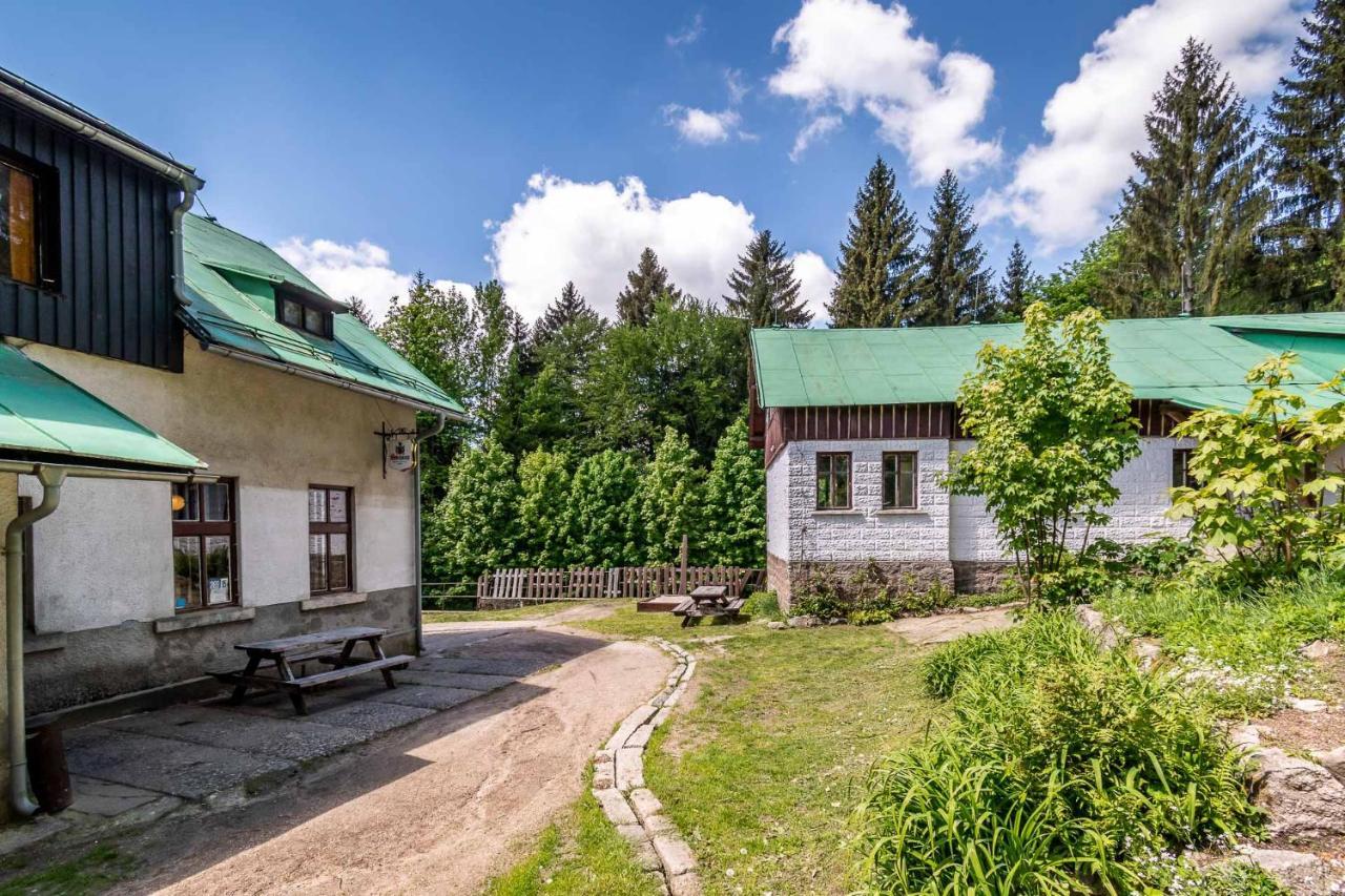 Chata Barbora Lucany nad Nisou Exterior photo